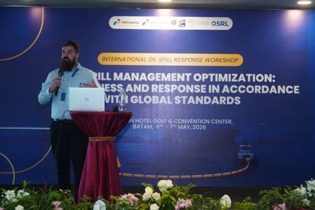 ITOPF supports oil spill preparedness in Indonesia through hands-on Batam workshop