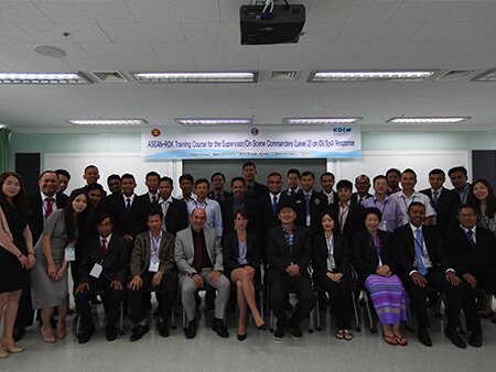ITOPF presents at training course in Korea