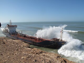 Ships and the marine environment (2001)